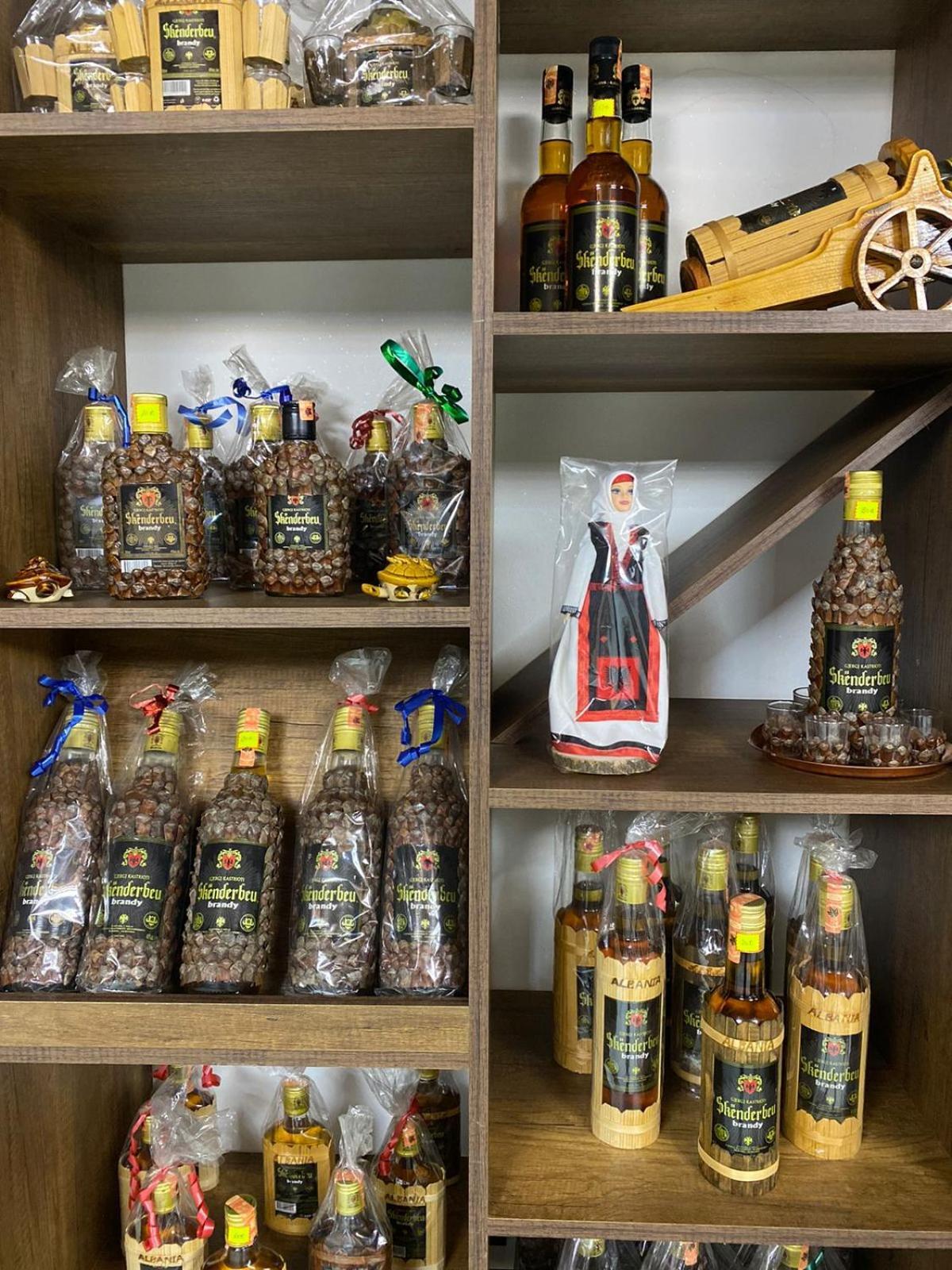 Peaky Hotel Durres Bagian luar foto