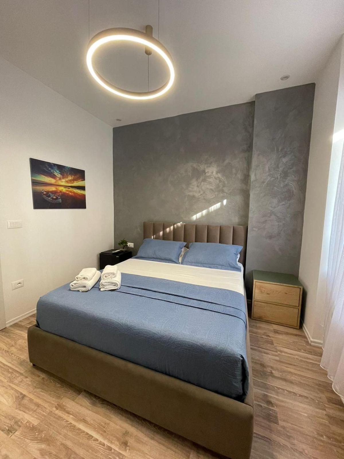 Peaky Hotel Durres Bagian luar foto