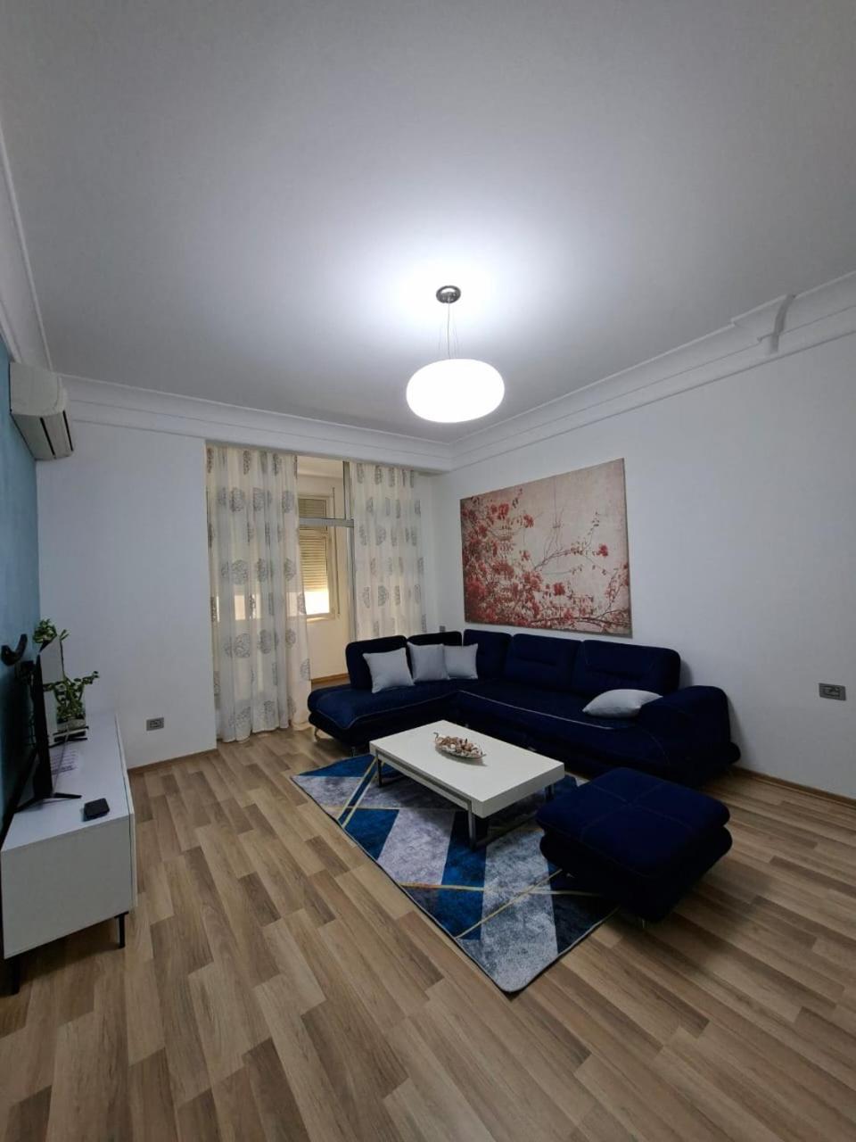 Peaky Hotel Durres Bagian luar foto