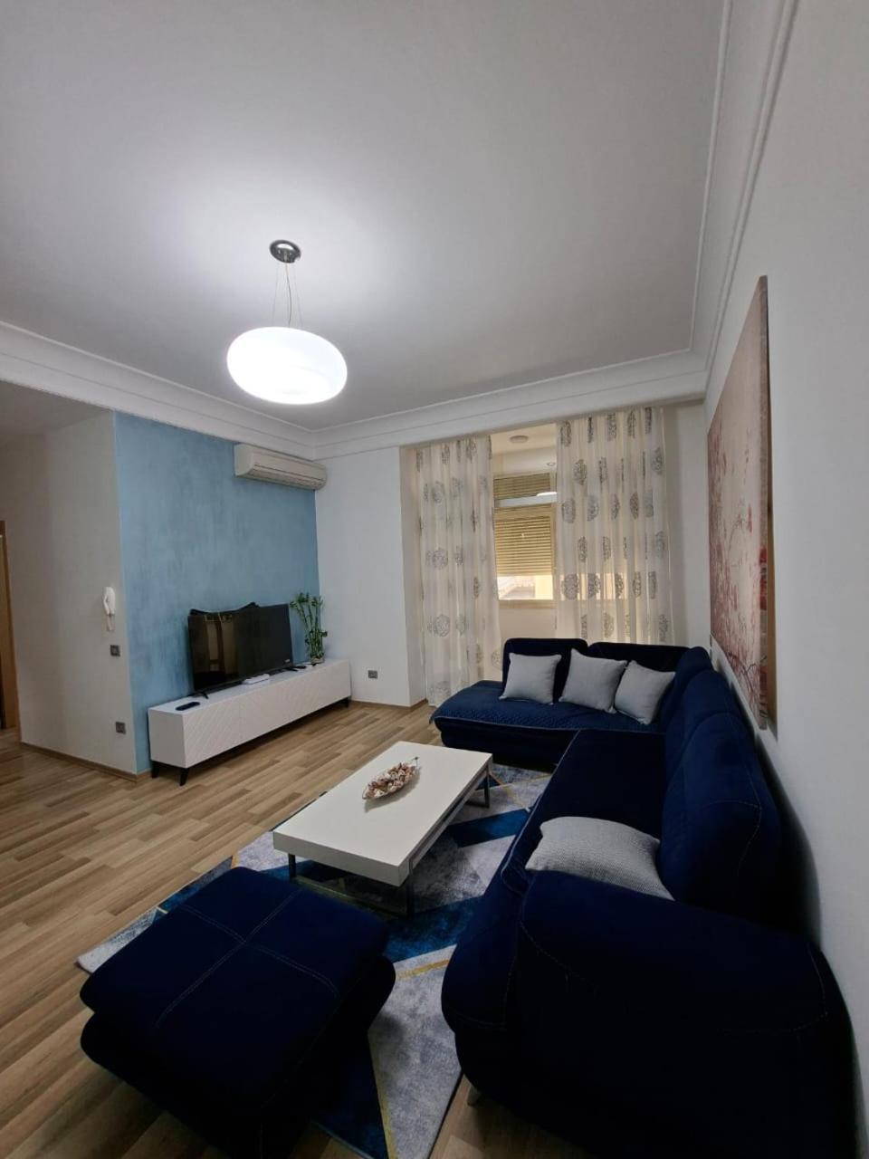 Peaky Hotel Durres Bagian luar foto