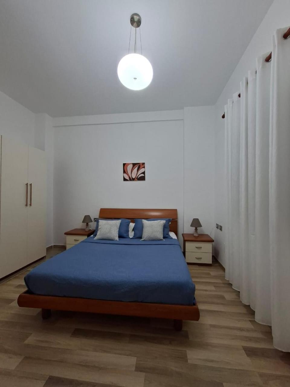 Peaky Hotel Durres Bagian luar foto